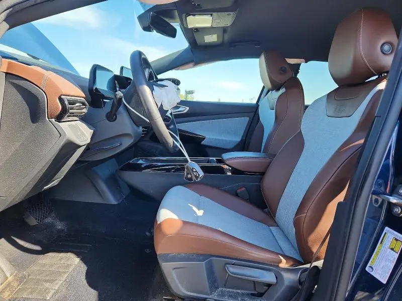 2023 VOLKSWAGEN ID.4 PRO  