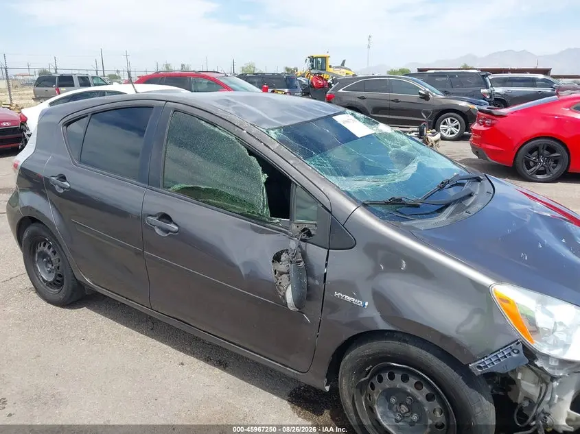 2013 TOYOTA PRIUS C TWO