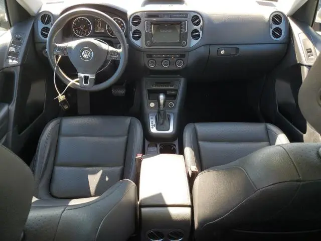 2016 VOLKSWAGEN TIGUAN S  
