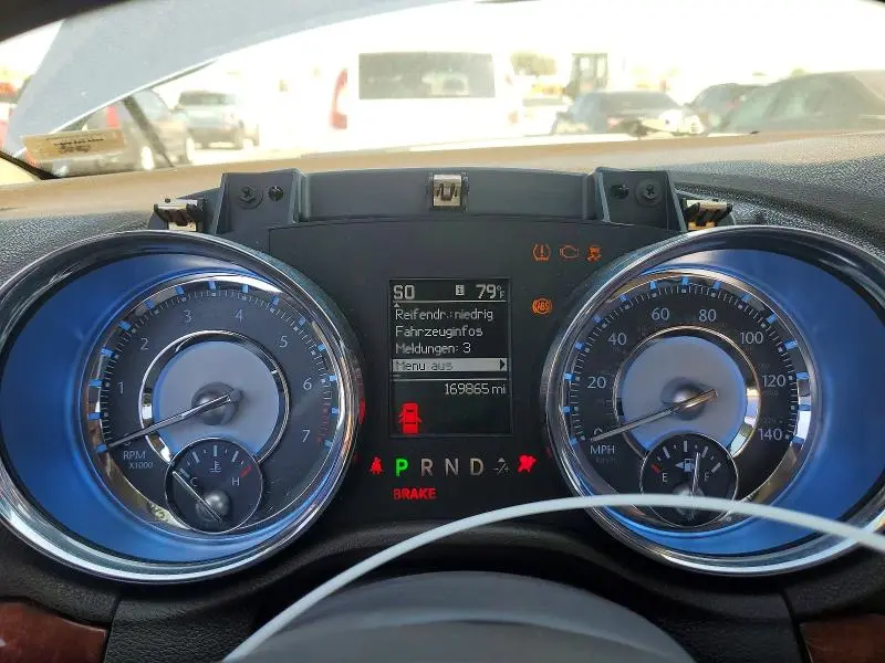 2011 CHRYSLER 300 LIMITED  