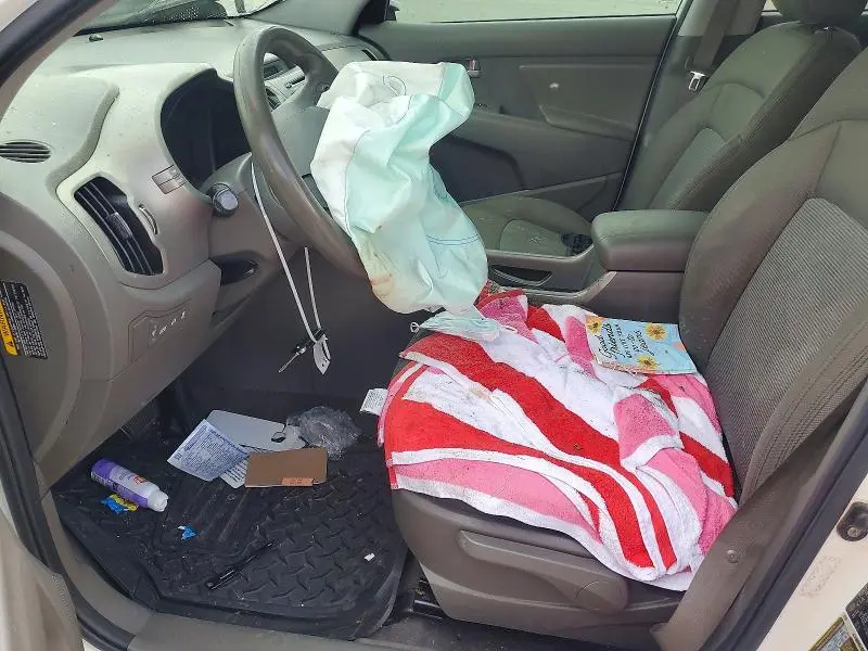 2015 KIA SPORTAGE LX  
