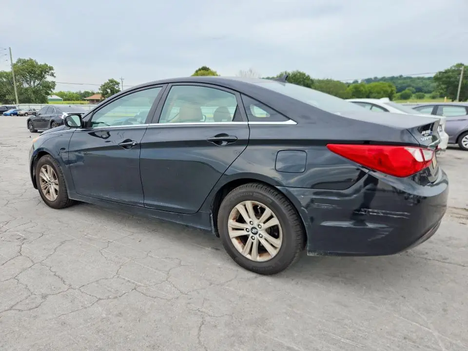 2011 HYUNDAI SONATA GLS  
