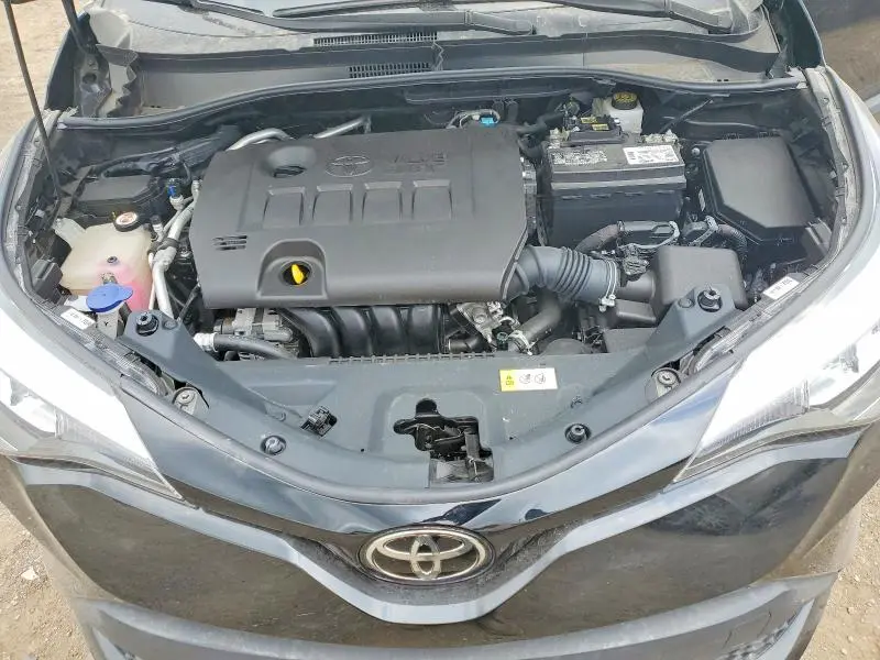2020 TOYOTA C-HR LE  