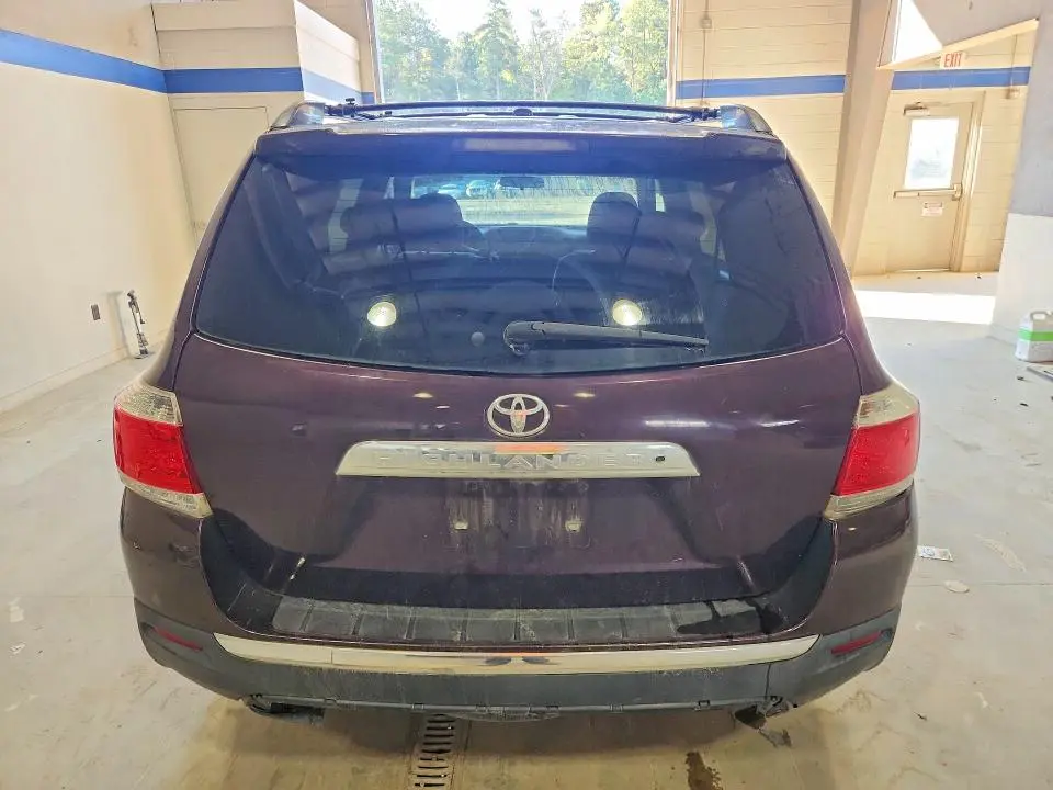 2012 TOYOTA HIGHLANDER BASE  