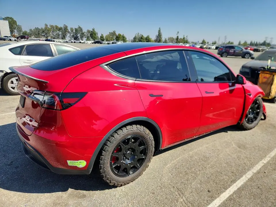 2023 TESLA MODEL Y   