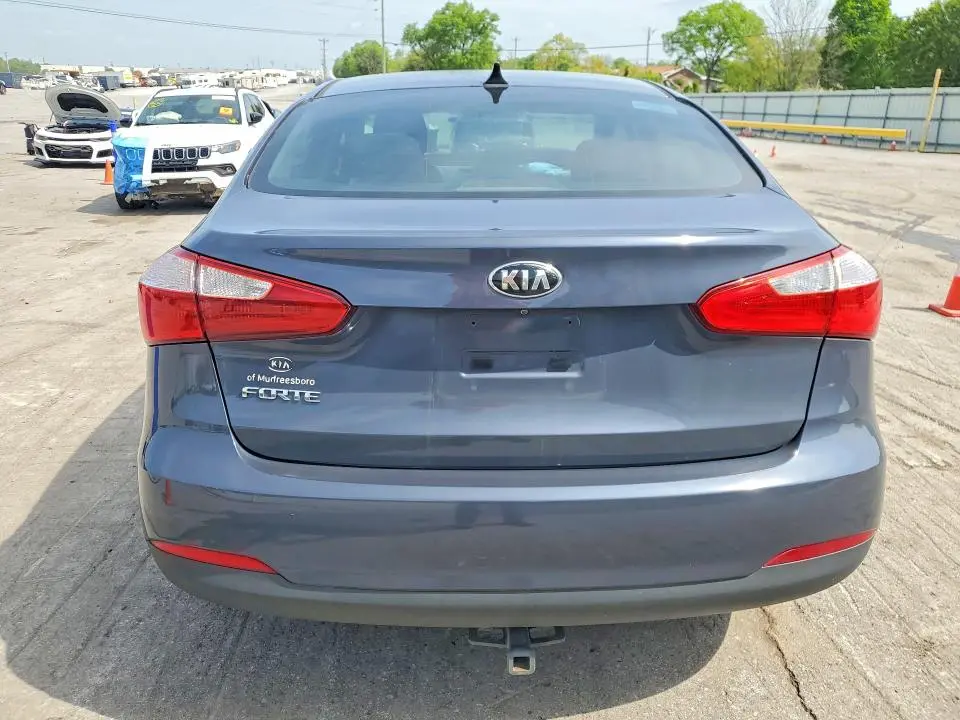 2016 KIA FORTE LX  