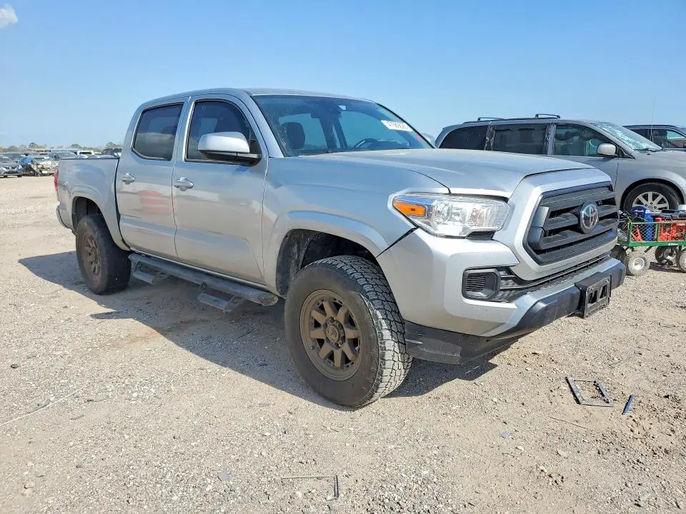 2023 TOYOTA TACOMA SR V6  