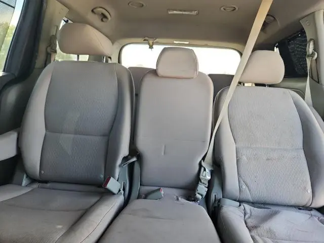 2016 KIA SEDONA LX  