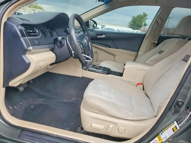 2013 TOYOTA CAMRY LE  