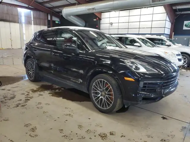 2021 PORSCHE CAYENNE S
