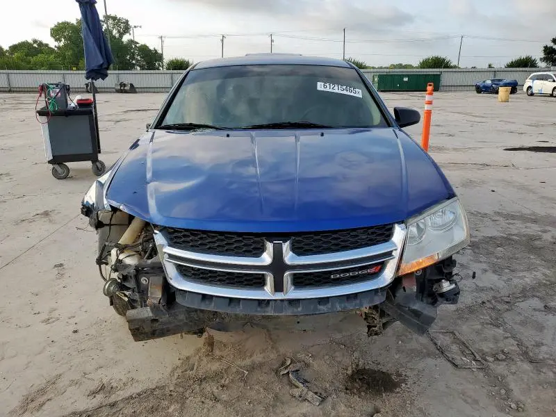 2013 DODGE AVENGER SE  