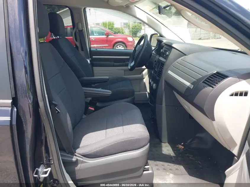 2010 DODGE GRAND CARAVAN C/V