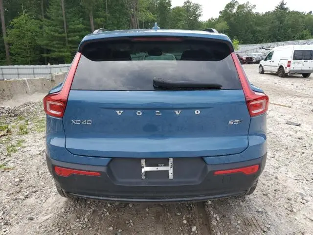 2023 VOLVO XC40 ULTIMATE  