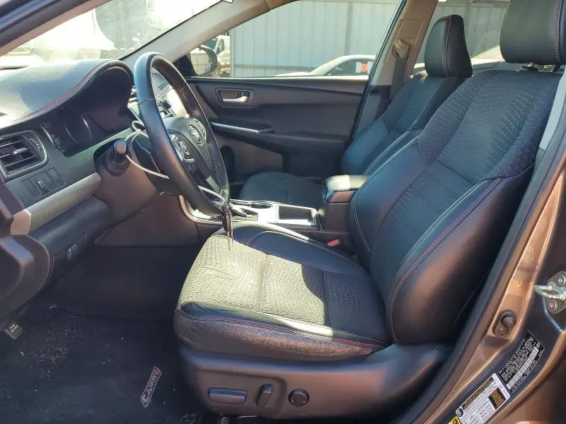 2015 TOYOTA CAMRY LE  