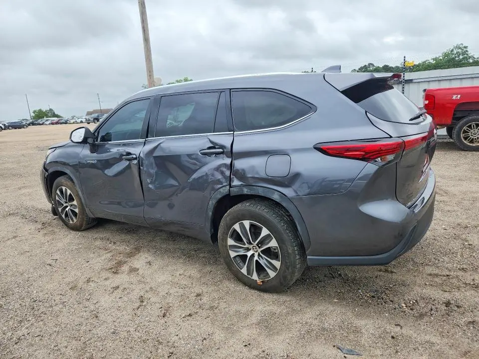 2020 TOYOTA HIGHLANDER HYBRID XLE  