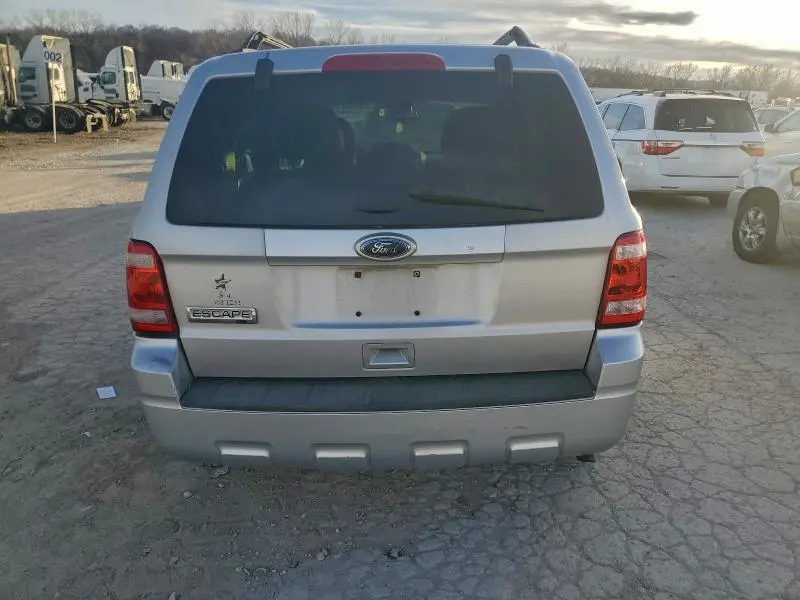 2012 FORD ESCAPE XLT  