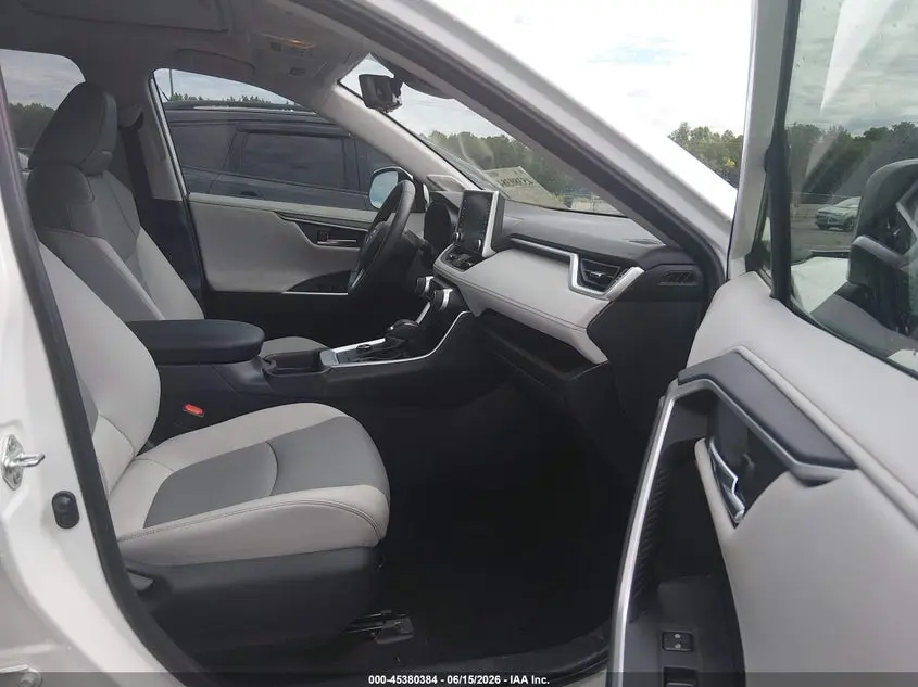 2019 TOYOTA RAV4 LIMITED