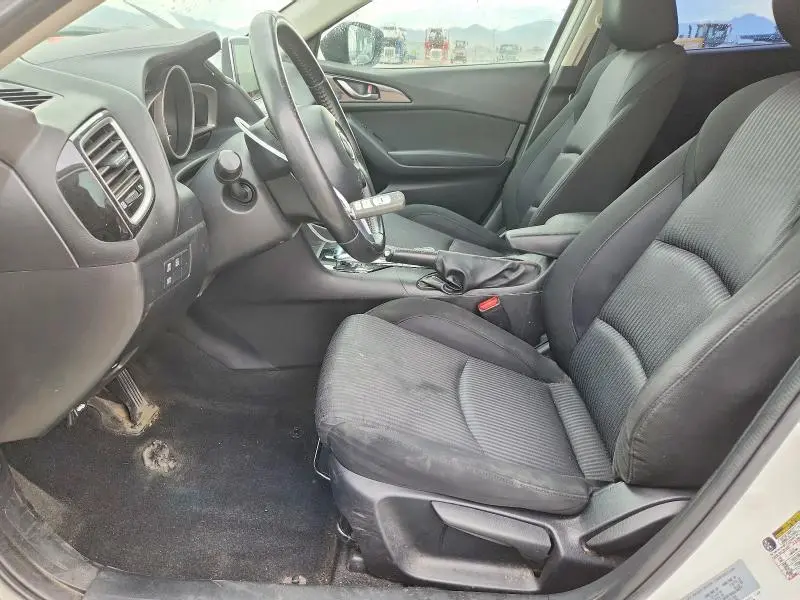 2016 MAZDA 3 TOURING  