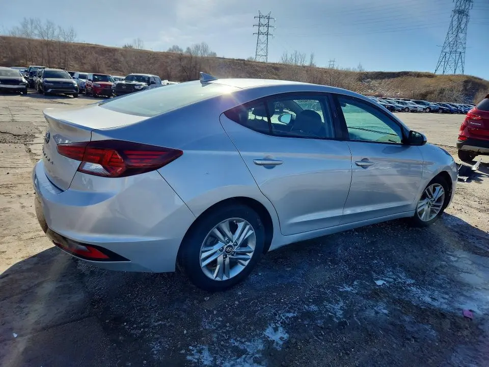 2019 HYUNDAI ELANTRA SEL  