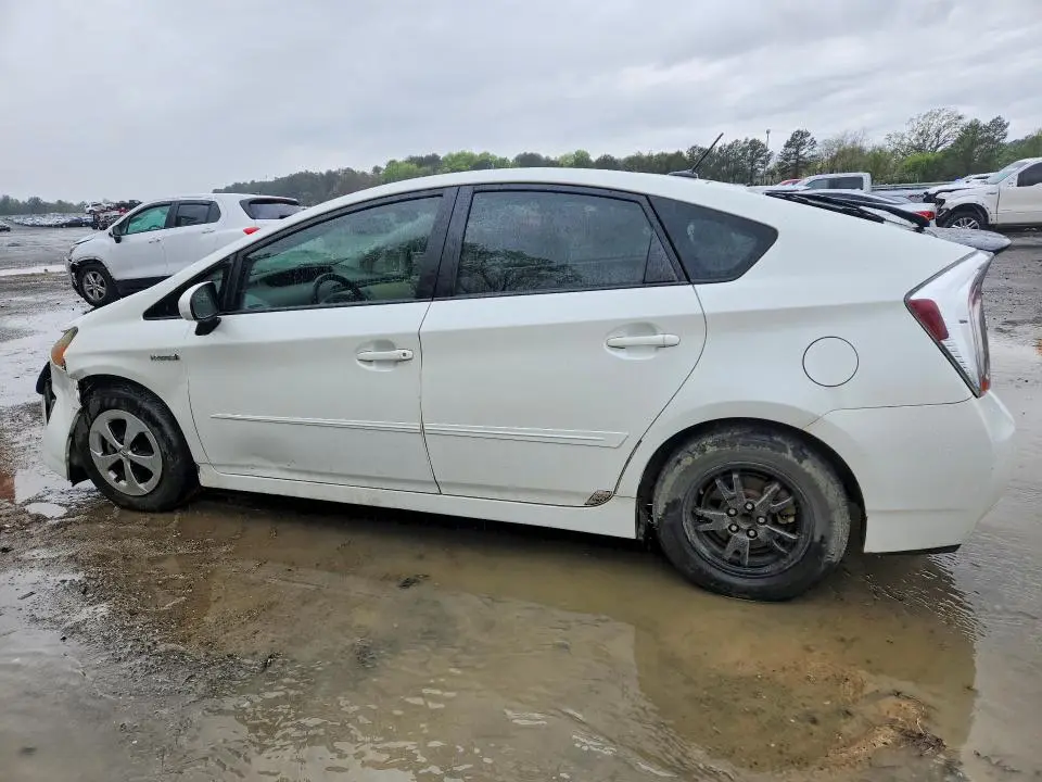 2013 TOYOTA PRIUS FOUR  
