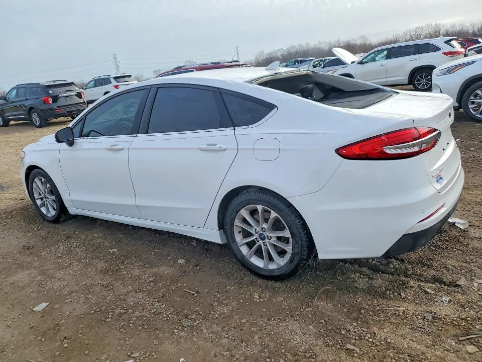 2020 FORD FUSION SE  