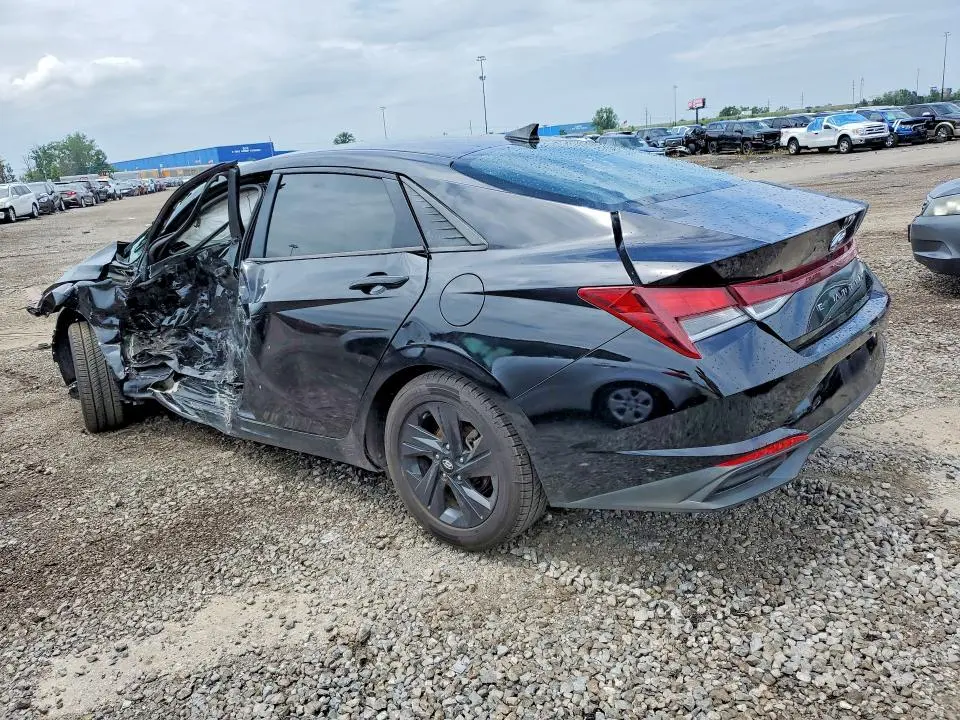 2021 HYUNDAI ELANTRA SEL  