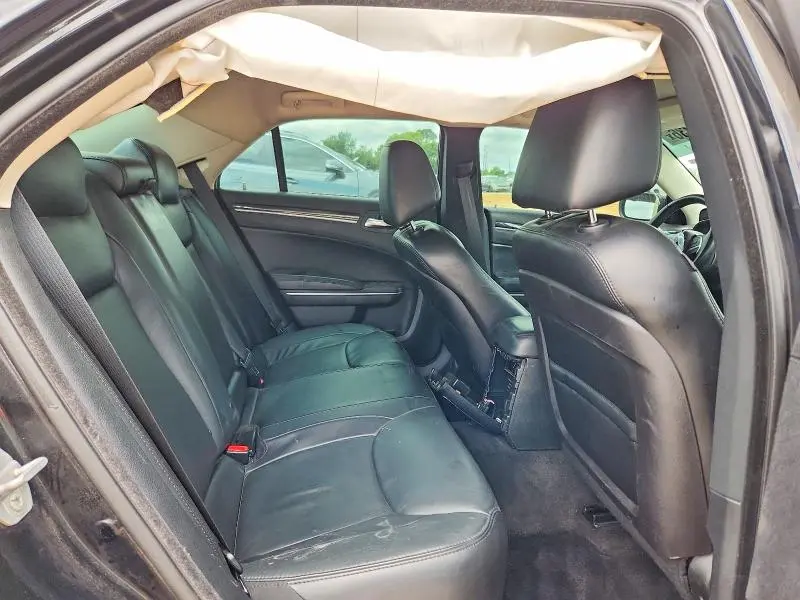 2015 CHRYSLER 300 LIMITED  
