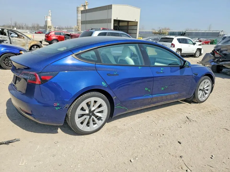 2021 TESLA MODEL 3   
