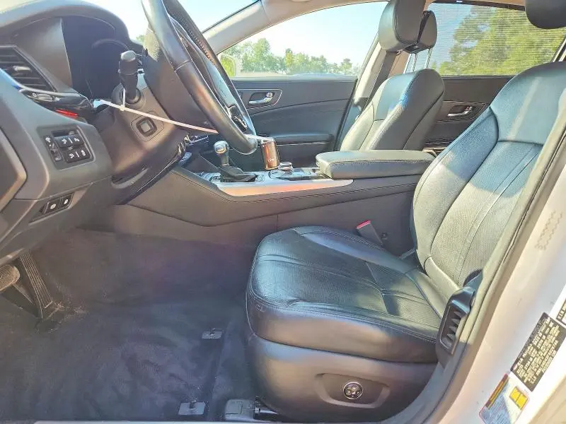 2015 KIA K900 PREMIUM  