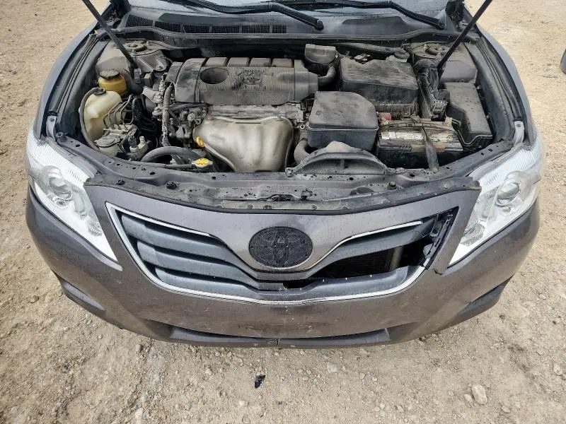 2011 TOYOTA CAMRY BASE  