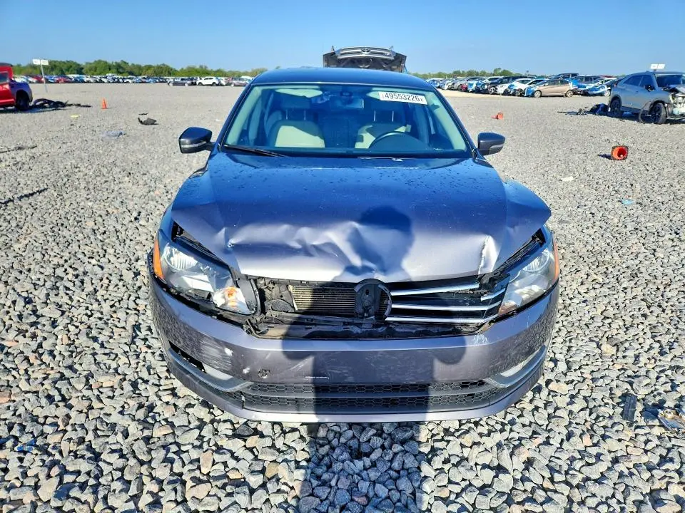 2015 VOLKSWAGEN PASSAT S  
