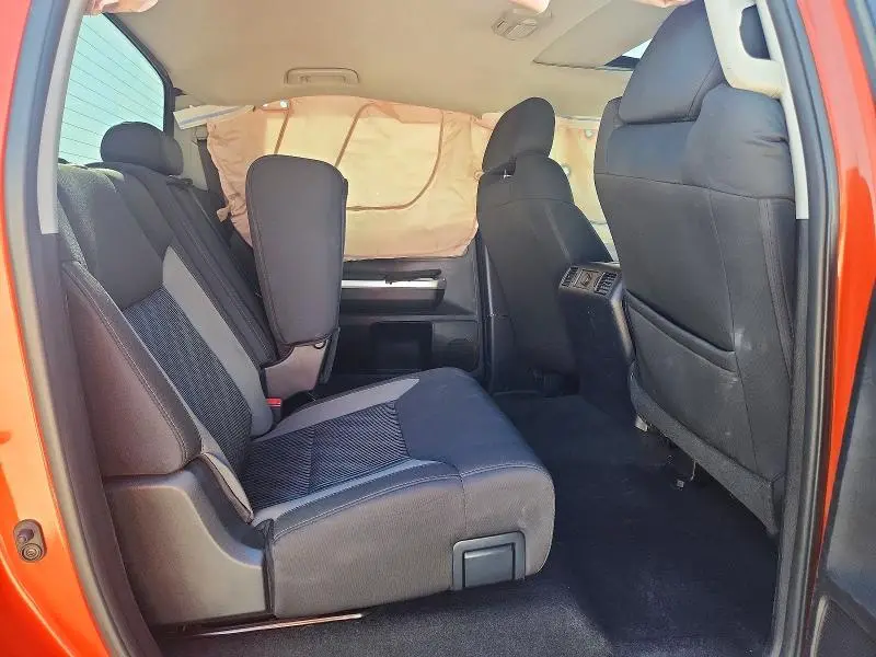 2017 TOYOTA TUNDRA SR5  