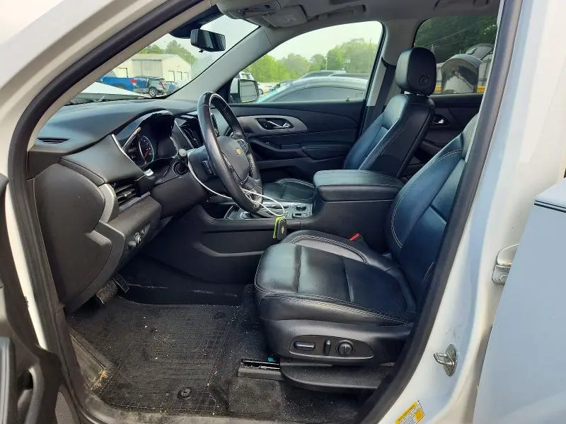2021 CHEVROLET TRAVERSE LT  