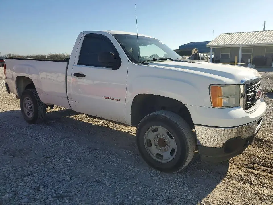 2011 GMC SIERRA C2500 HEAVY DUTY  