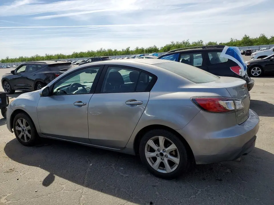 2011 MAZDA 3 I  
