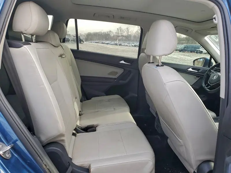 2018 VOLKSWAGEN TIGUAN SE  