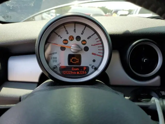 2010 MINI COOPER 