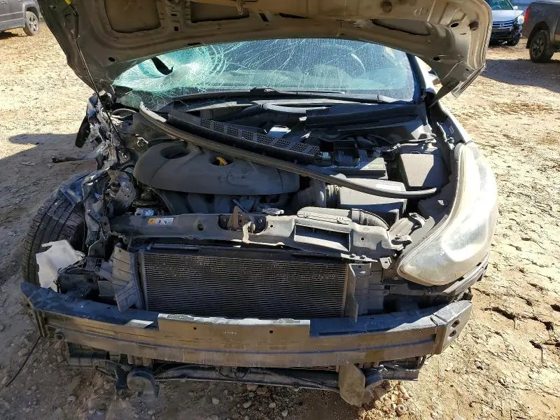 2014 HYUNDAI ELANTRA   