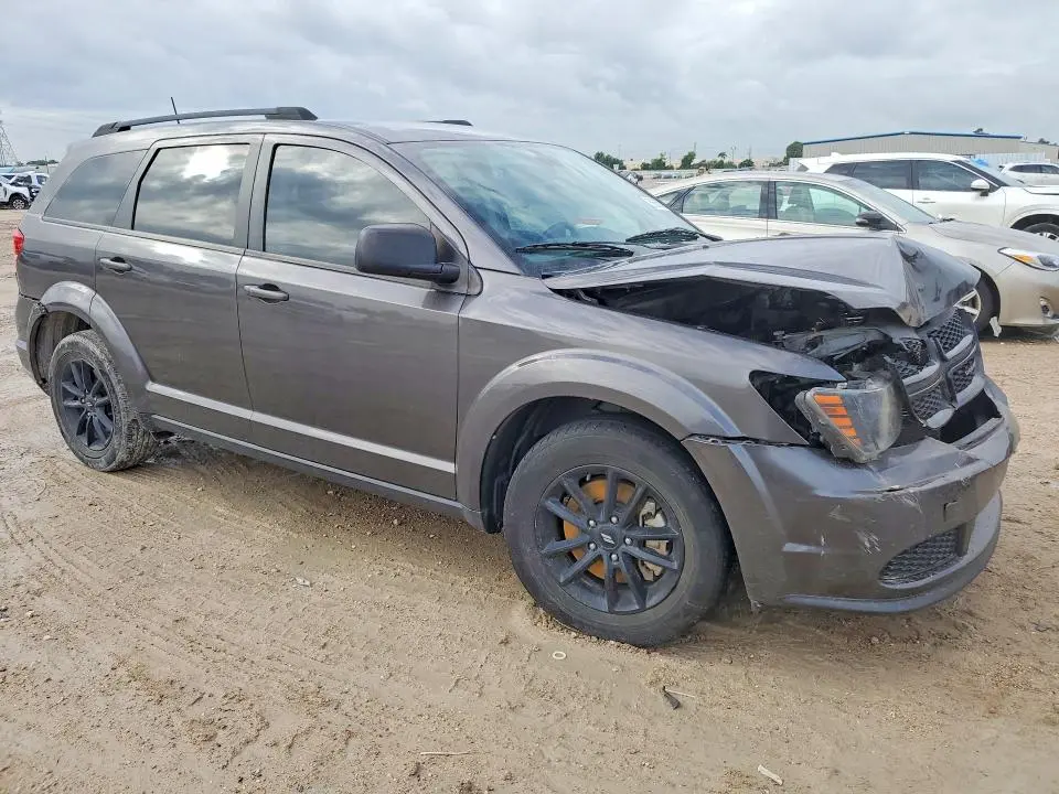 2020 DODGE JOURNEY SE  