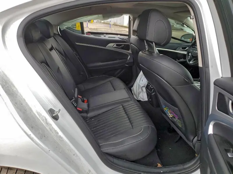 2022 GENESIS G70 BASE  