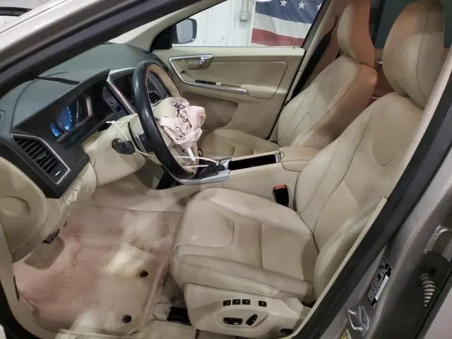 2015 VOLVO XC60 T6 PREMIER  