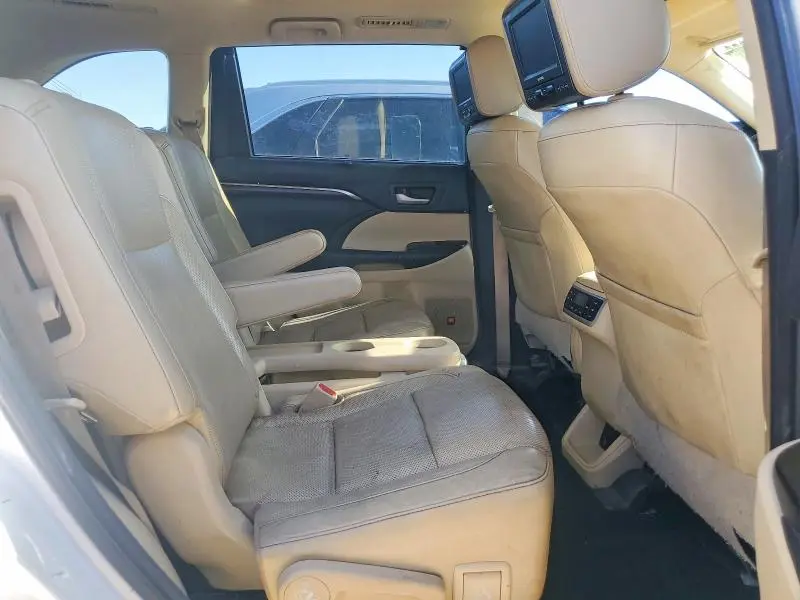 2015 TOYOTA HIGHLANDER LIMITED PLATINUM  