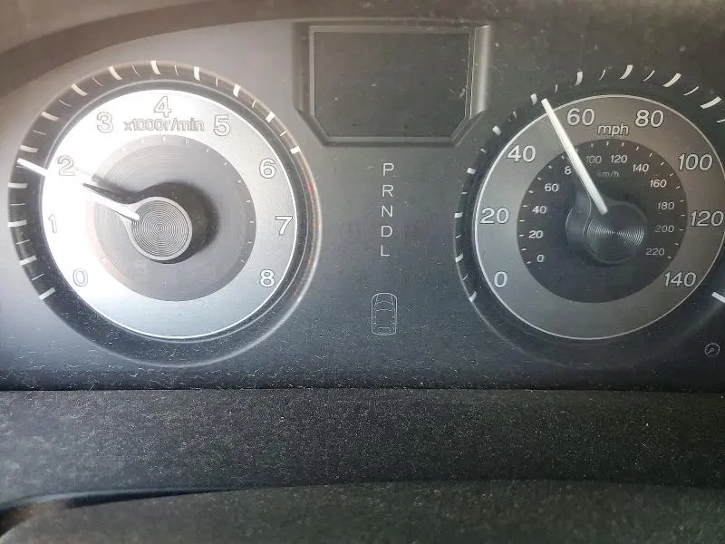 2011 HONDA ODYSSEY LX  