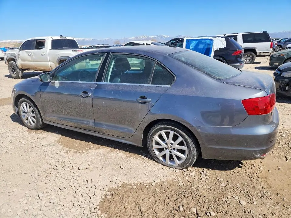 2014 VOLKSWAGEN JETTA SE  