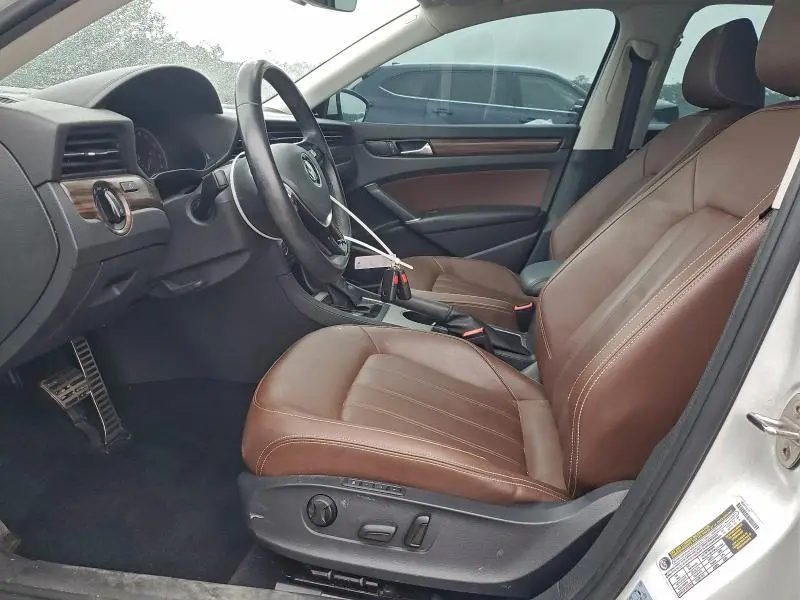 2020 VOLKSWAGEN PASSAT SEL  