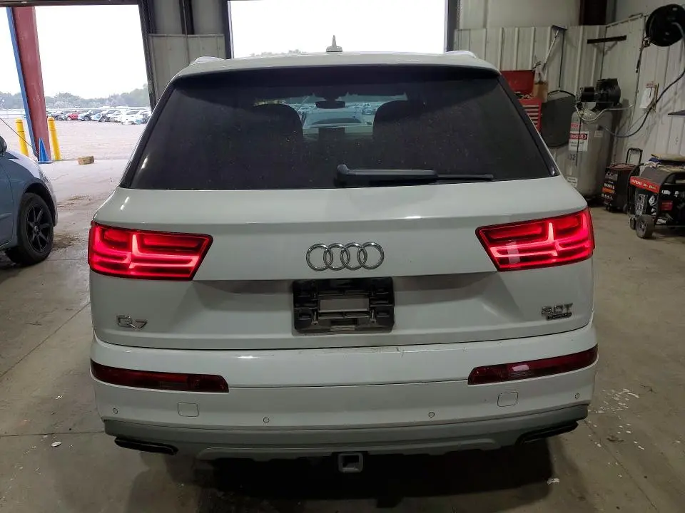 2017 AUDI Q7 PRESTIGE  