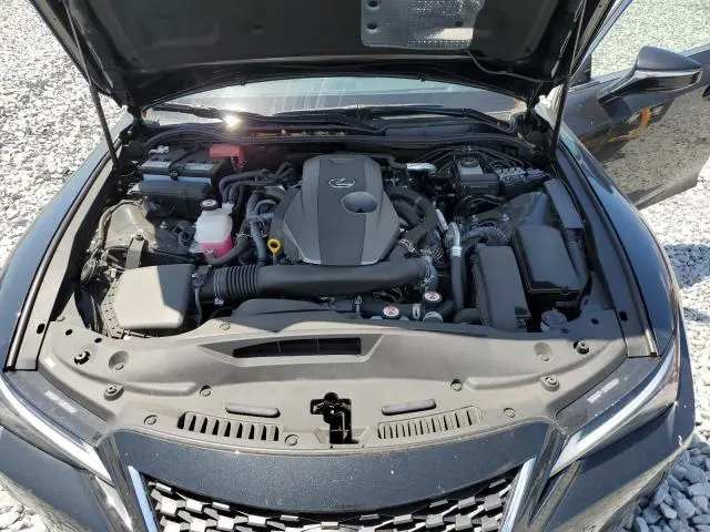 2024 LEXUS IS 300  