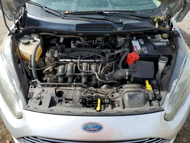 2015 FORD FIESTA SE  