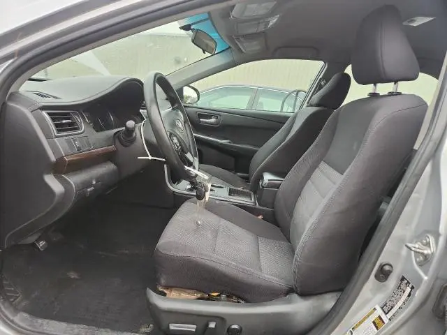 2016 TOYOTA CAMRY LE  