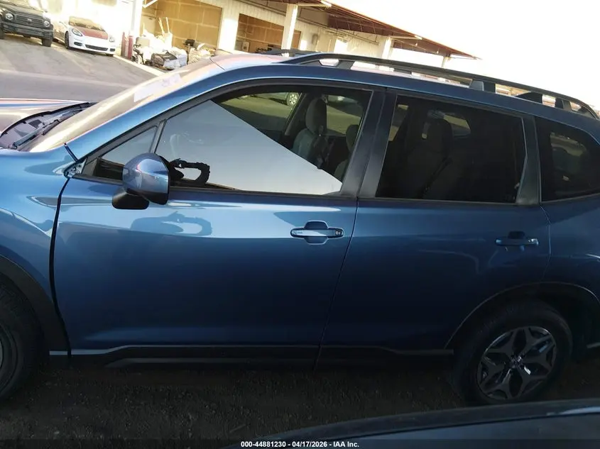 2024 SUBARU FORESTER PREMIUM